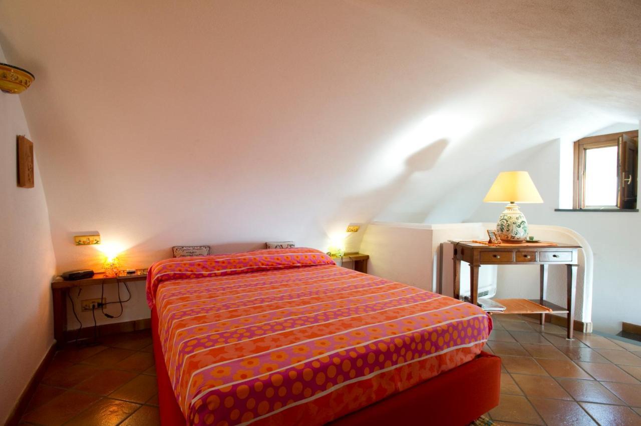 La Casina Del Pennolo, Casa Stani 60 Mq. Villa Conca dei Marini Luaran gambar
