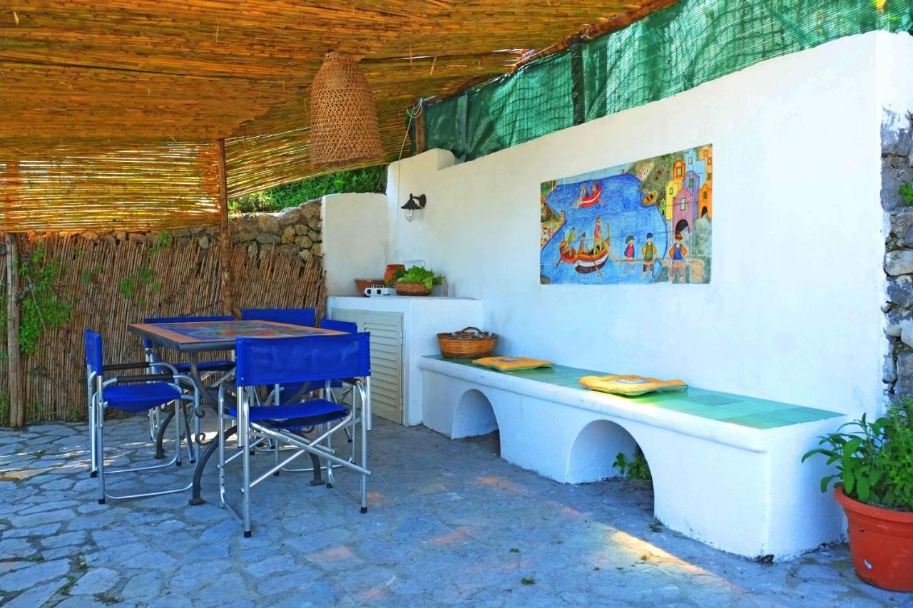 La Casina Del Pennolo, Casa Stani 60 Mq. Villa Conca dei Marini Luaran gambar