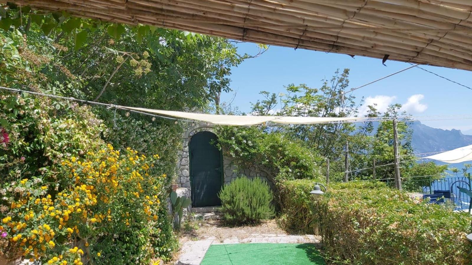 La Casina Del Pennolo, Casa Stani 60 Mq. Villa Conca dei Marini Luaran gambar